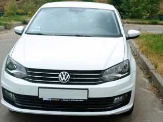 Volkswagen Polo Sedan