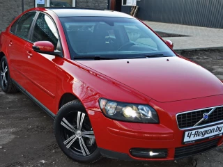 Volvo S40