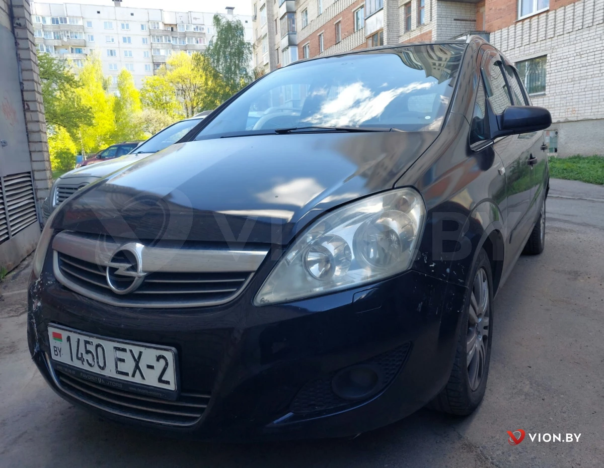 Opel Zafira купить в Витебске - авто в кредит Опель Зафира от 6 000 $